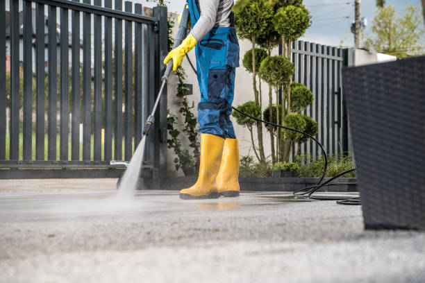 Best Pool Deck Cleaning  in Emerson, NJ